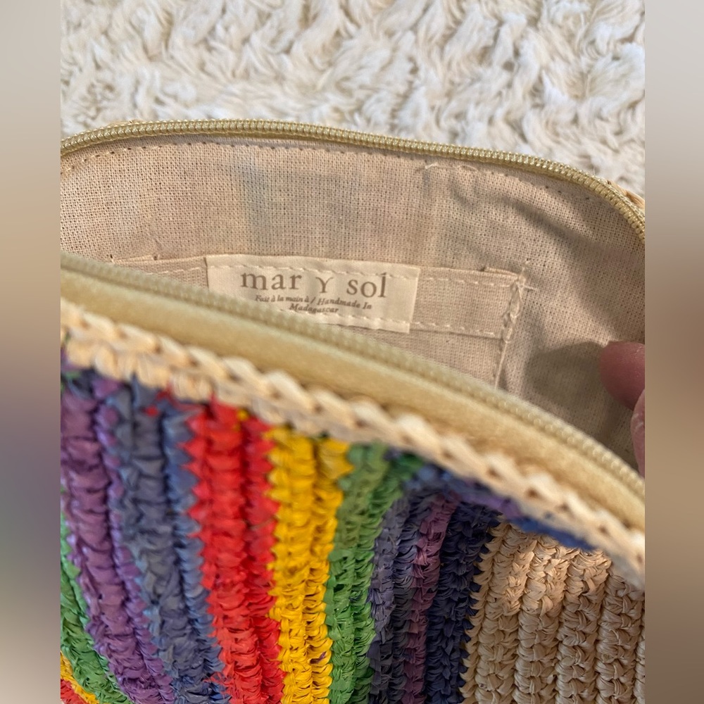 NWT 🏳️‍🌈 Mar Y Sol Straw Mulitcolored Clutch with Pom Pom - Picture 4 of 6